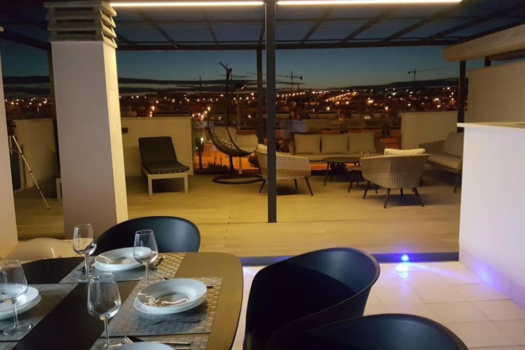 טורבייחה Sun Terrace Apartment מראה חיצוני תמונה