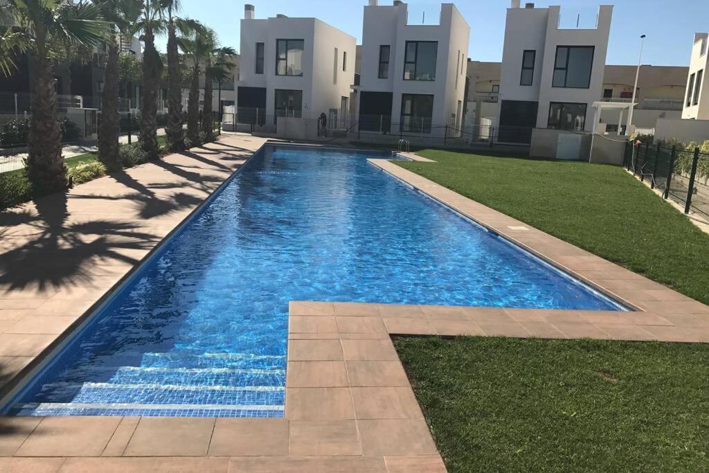טורבייחה Sun Terrace Apartment מראה חיצוני תמונה