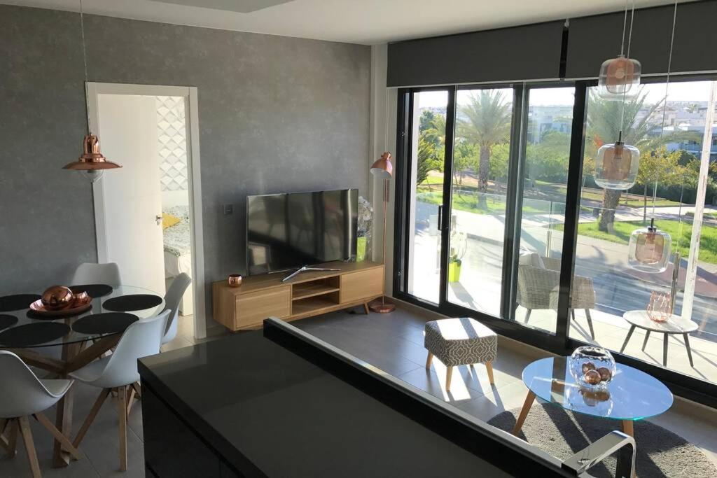 טורבייחה Sun Terrace Apartment מראה חיצוני תמונה