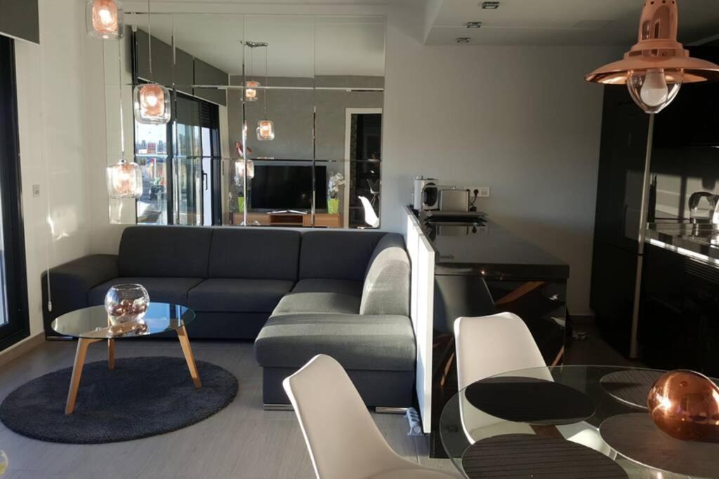 טורבייחה Sun Terrace Apartment מראה חיצוני תמונה